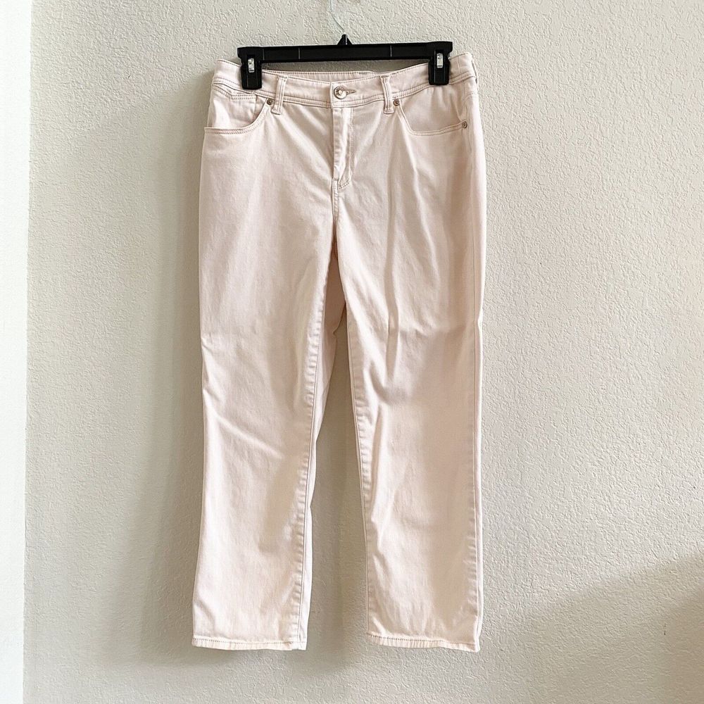 Chico’s Platinum Crop Pants Peach Color‎ Size 2) Stretch